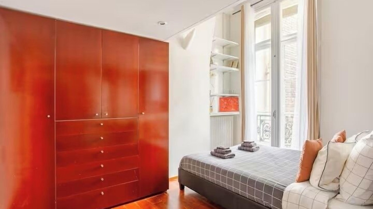 Photo of Bedroom in Arts-et-Metiers