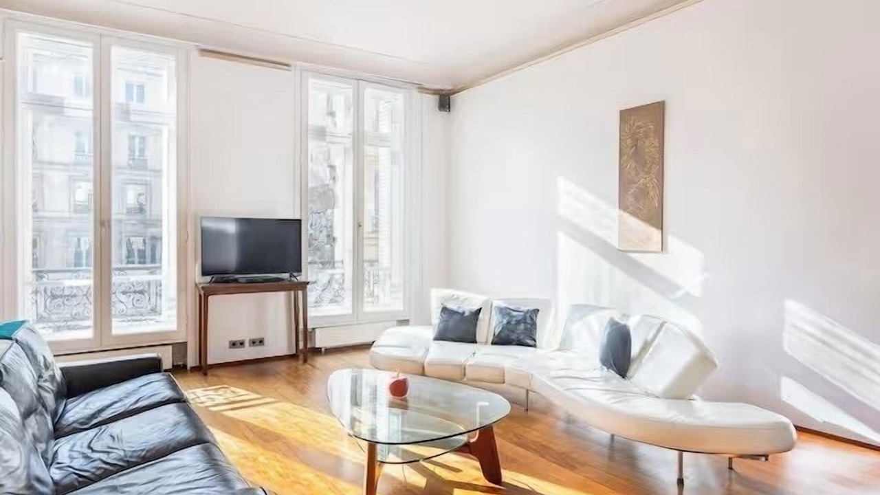 Photo of Livingroom in Arts-et-Metiers