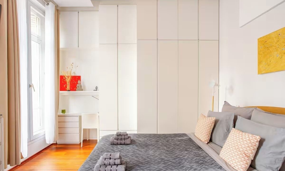 Photo of Bedroom in Arts-et-Metiers