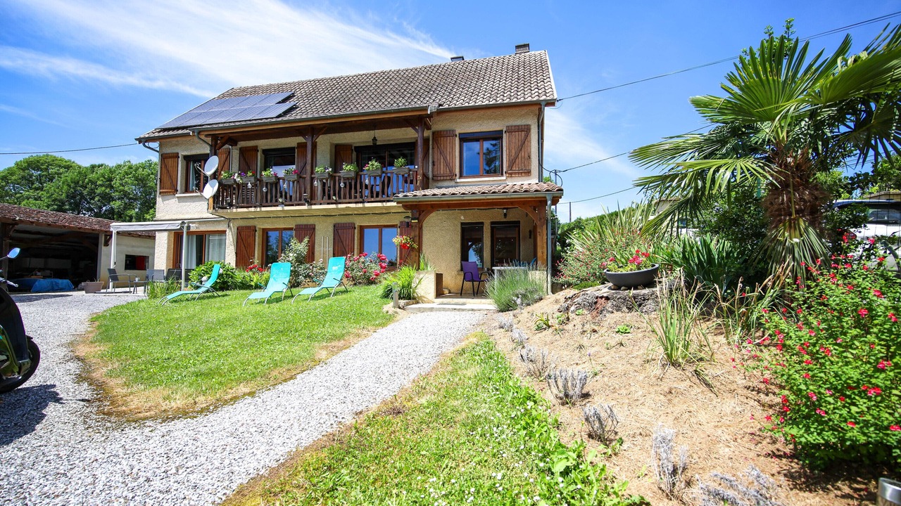 Photo of Outdoor in Arnos