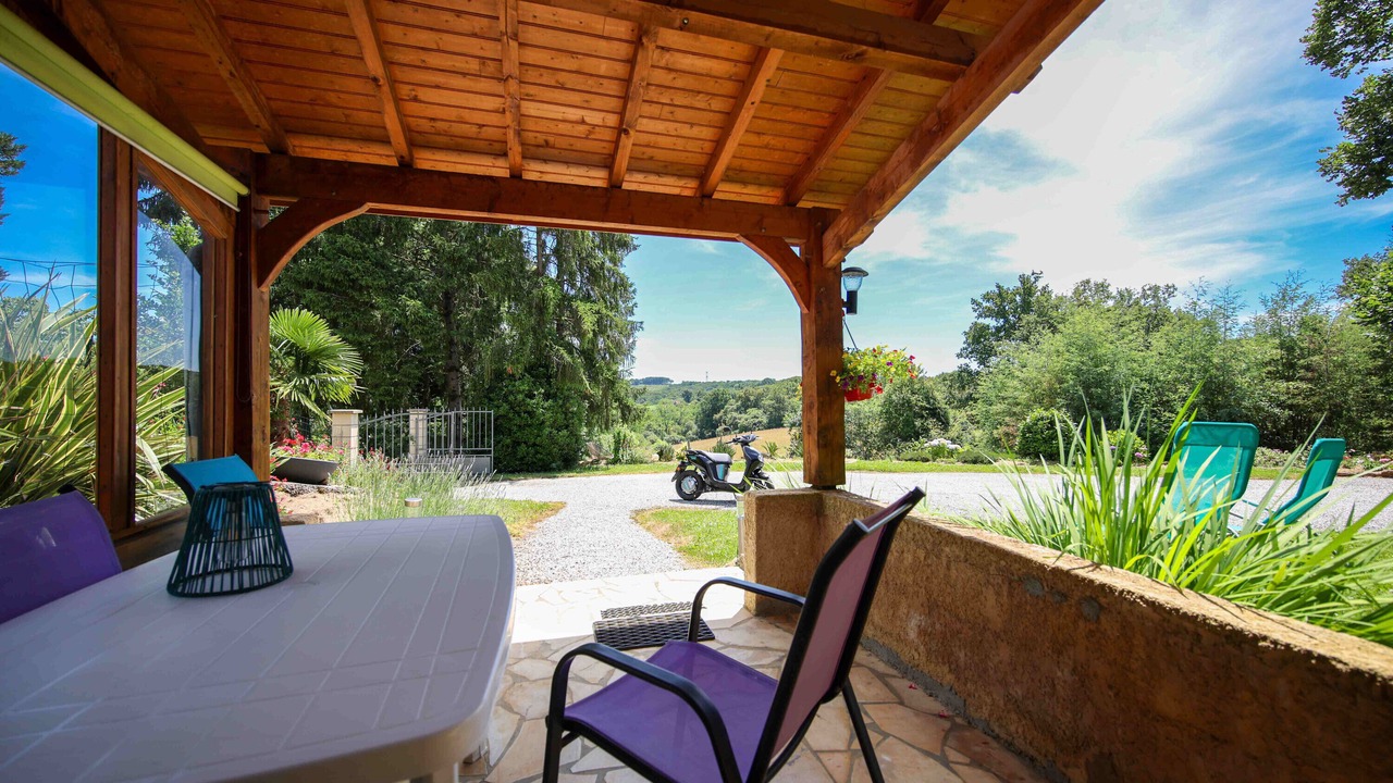 Photo of Outdoor in Arnos