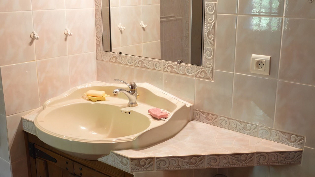 Photo of Bathroom in Saint-Michel-de-Deze