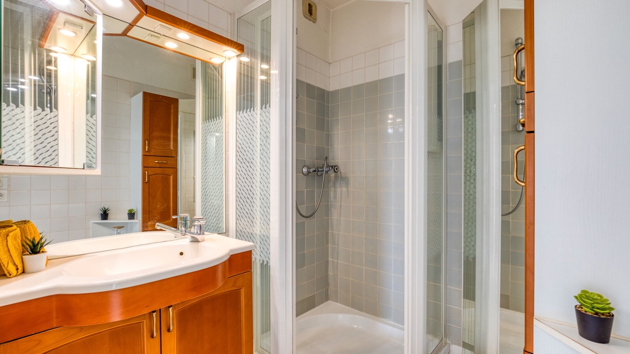 Photo of Bathroom in La Grande-Motte