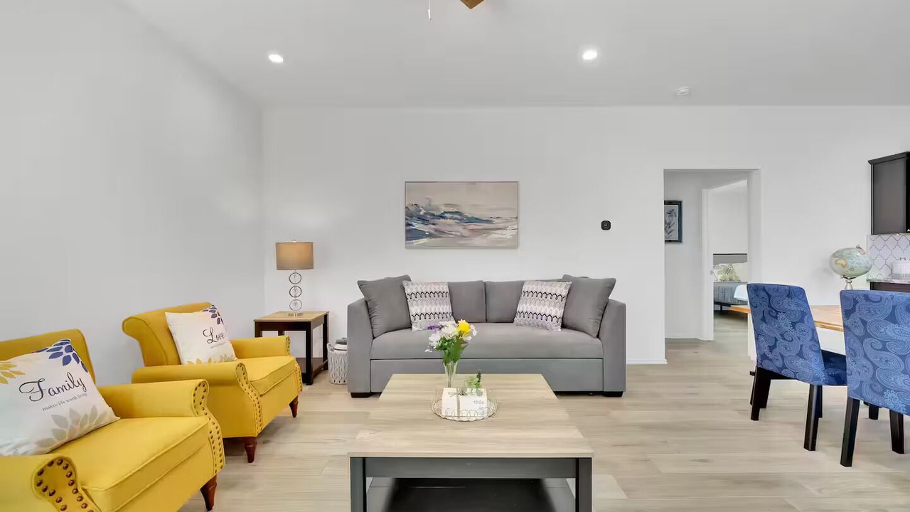 Photo of Livingroom in Houston