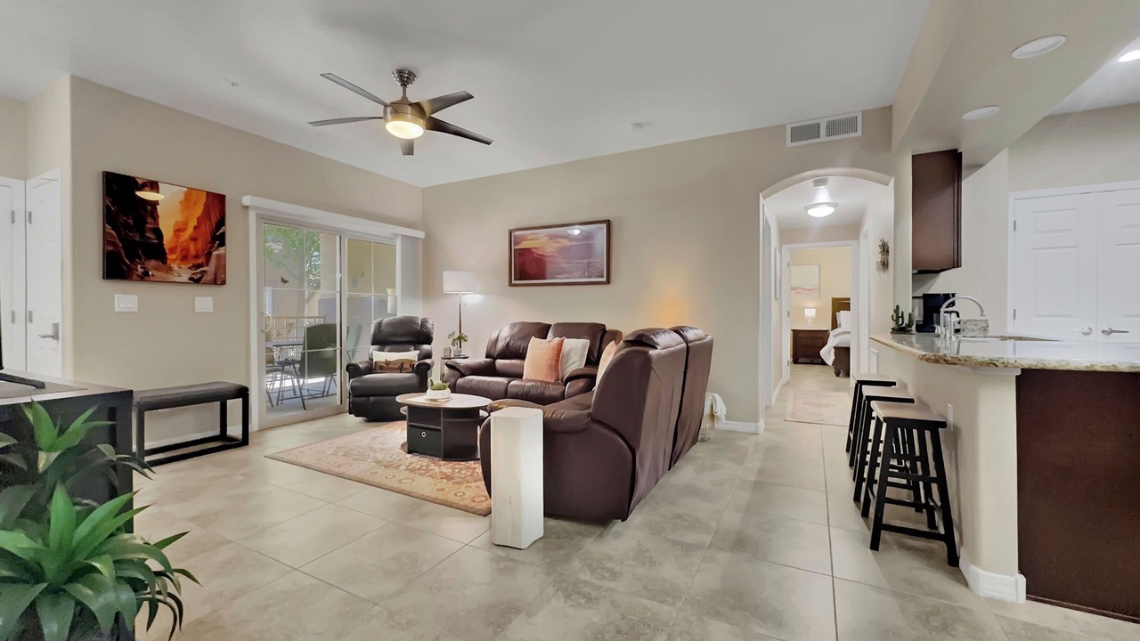 Photo of Livingroom in Parkwood Ranch