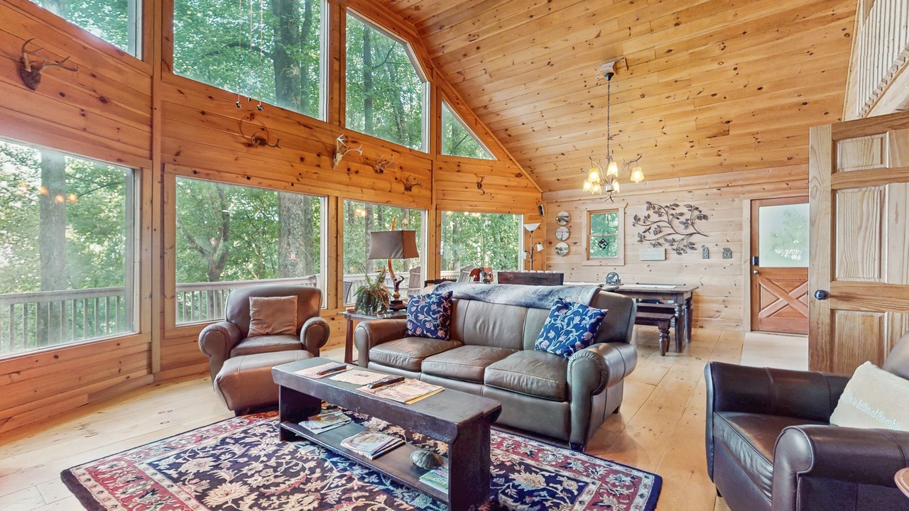 Photo of Livingroom in Walnut Mountain