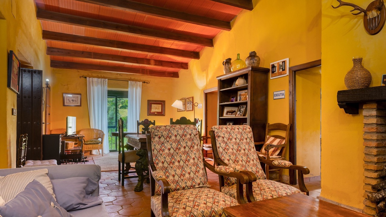 Photo of Livingroom in Constantina