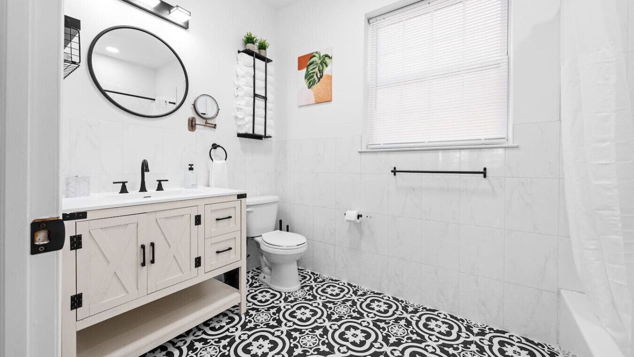 Photo of Bathroom in Constable Hook