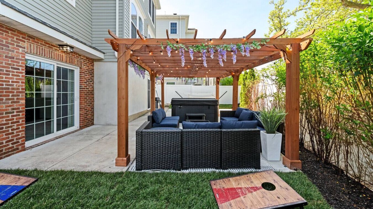Photo of Patio Balcony in Constable Hook