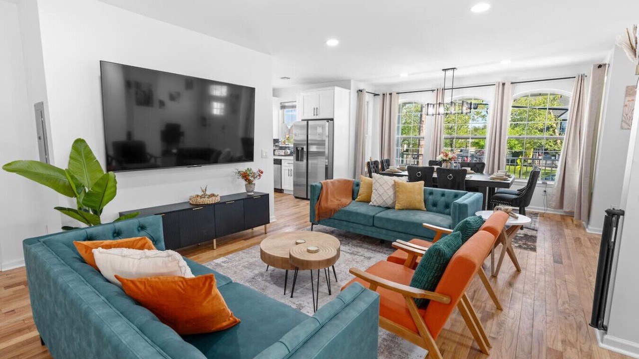 Photo of Livingroom in Constable Hook
