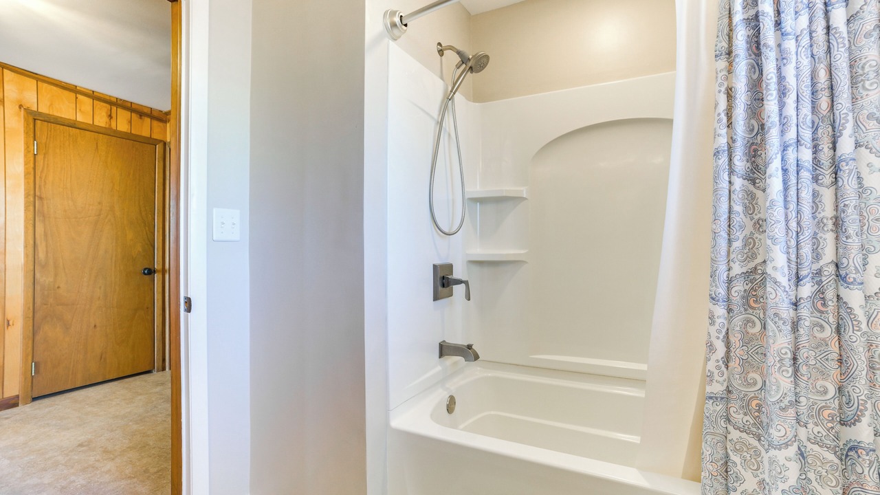 Photo of Bathroom in Greenbush