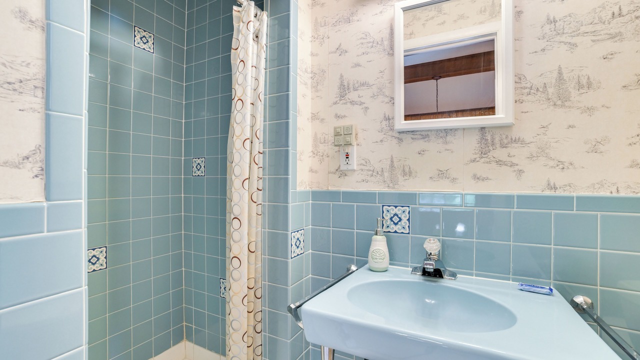 Photo of Bathroom in Greenbush