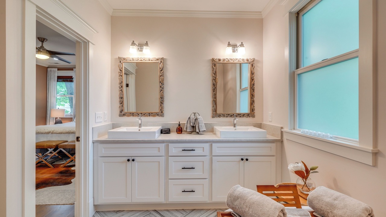 Photo of Bathroom in Duke Park
