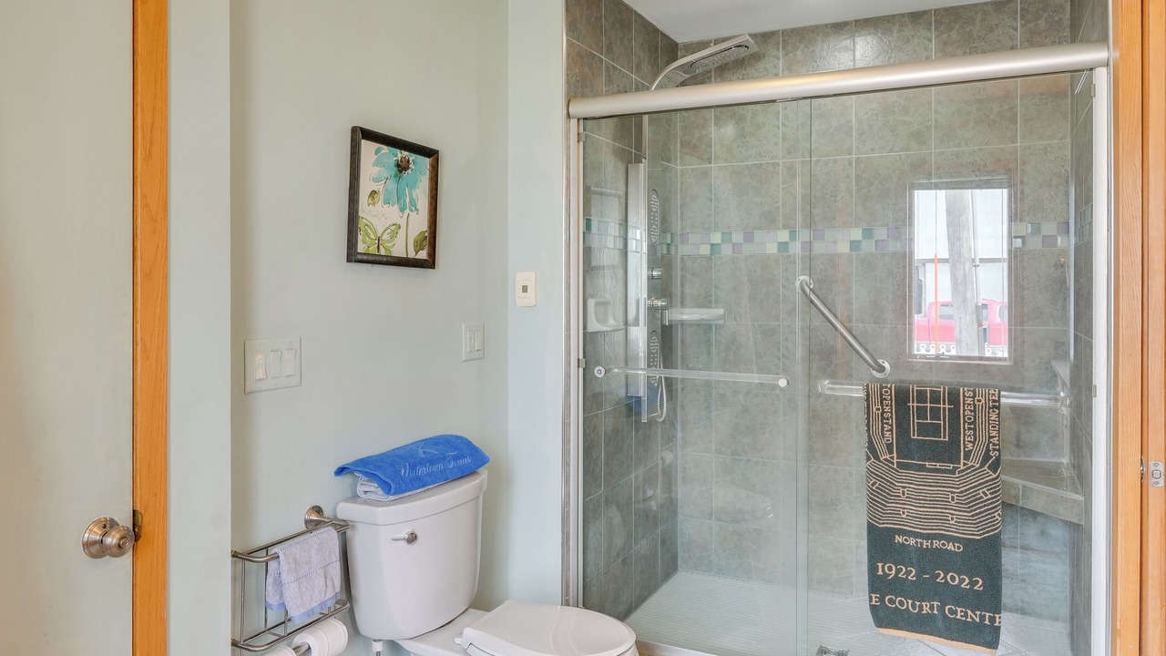 Photo of Bathroom in Charles City