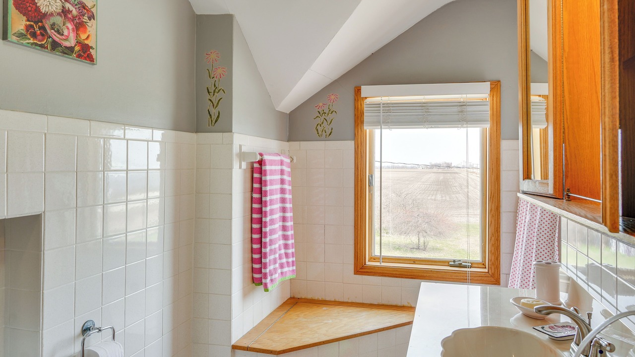 Photo of Bathroom in Charles City