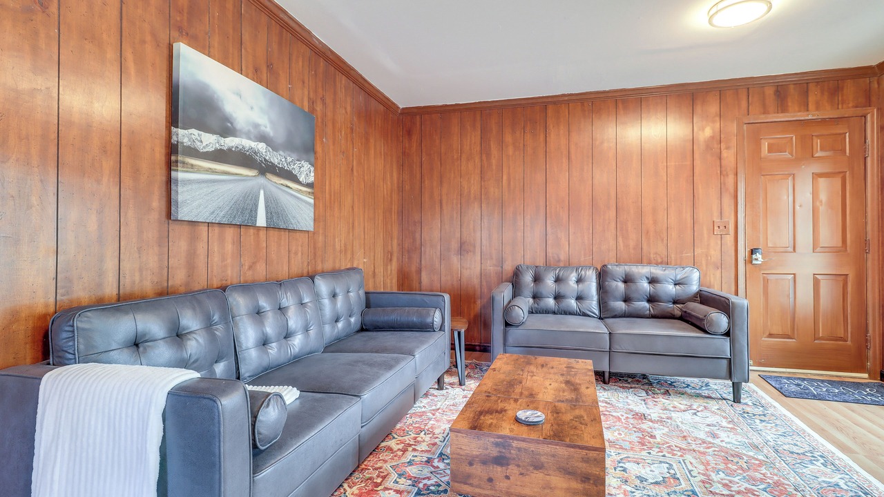 Photo of Livingroom in Bedford