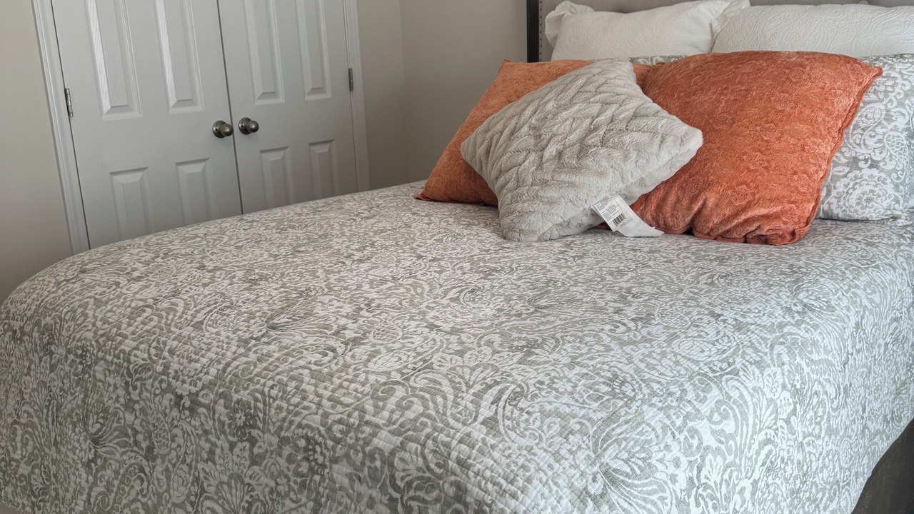 Photo of Bedroom in Antioch