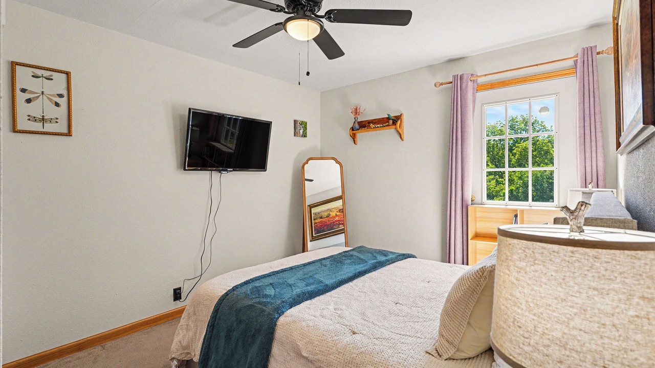 Photo of Bedroom in Eminence