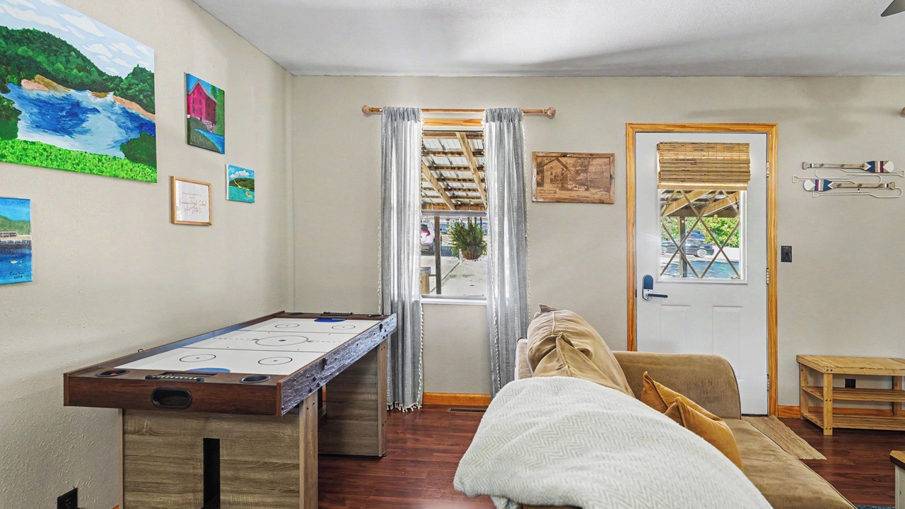 Photo of Bedroom in Eminence