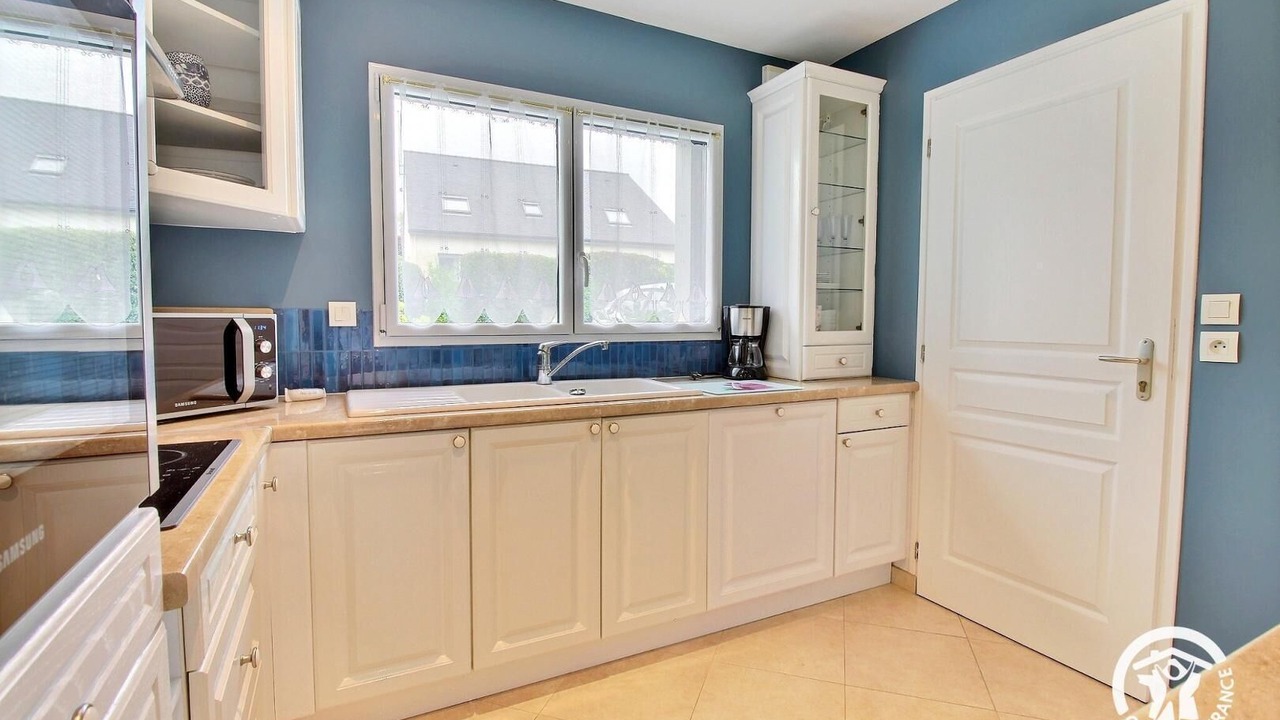 Photo of Kitchen in Theix-Noyalo