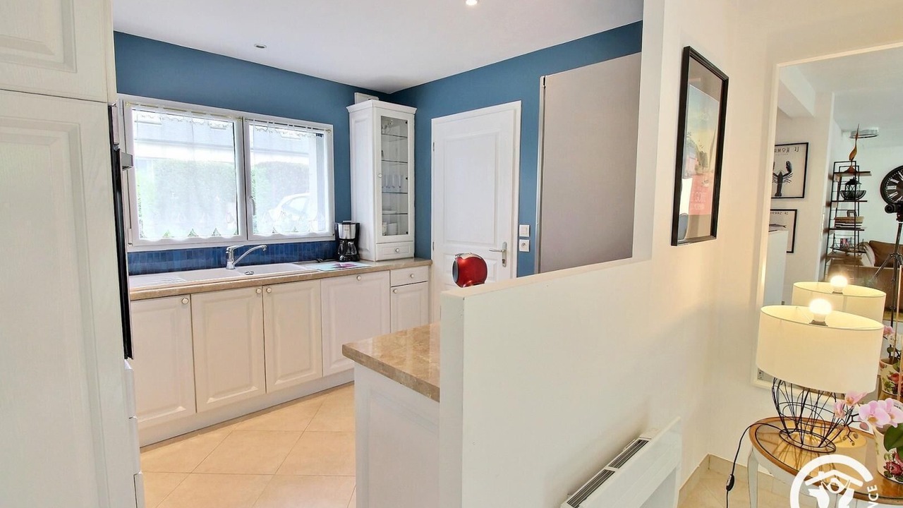 Photo of Kitchen in Theix-Noyalo