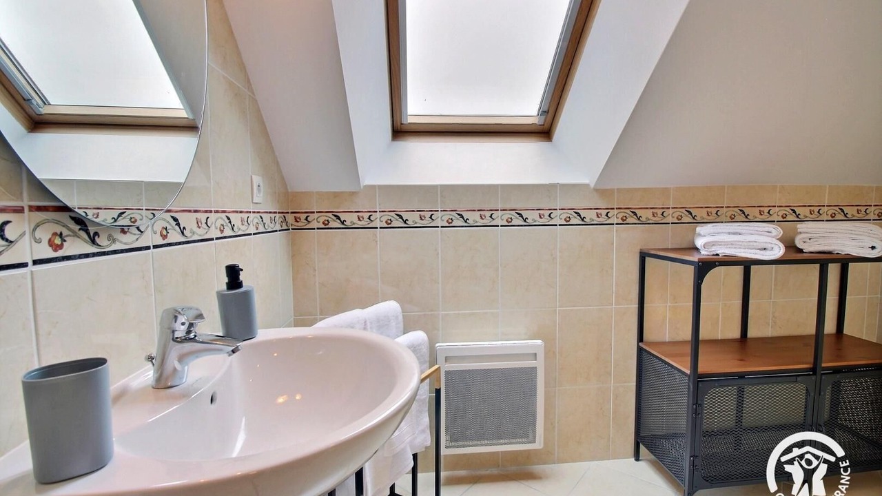 Photo of Bathroom in Theix-Noyalo