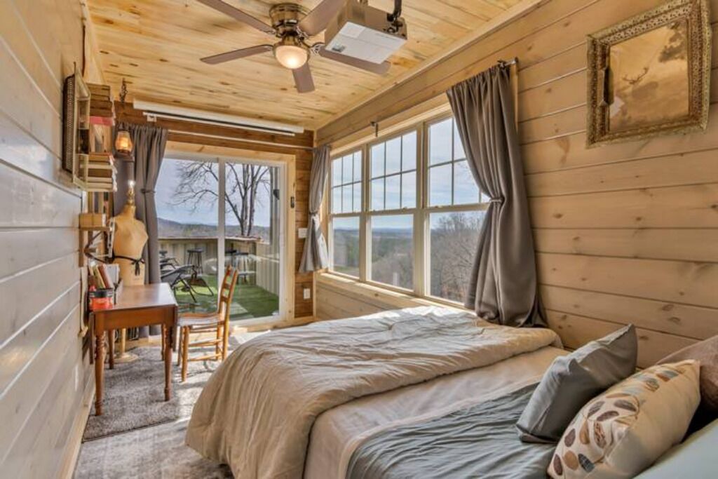Photo of Bedroom in Wiley