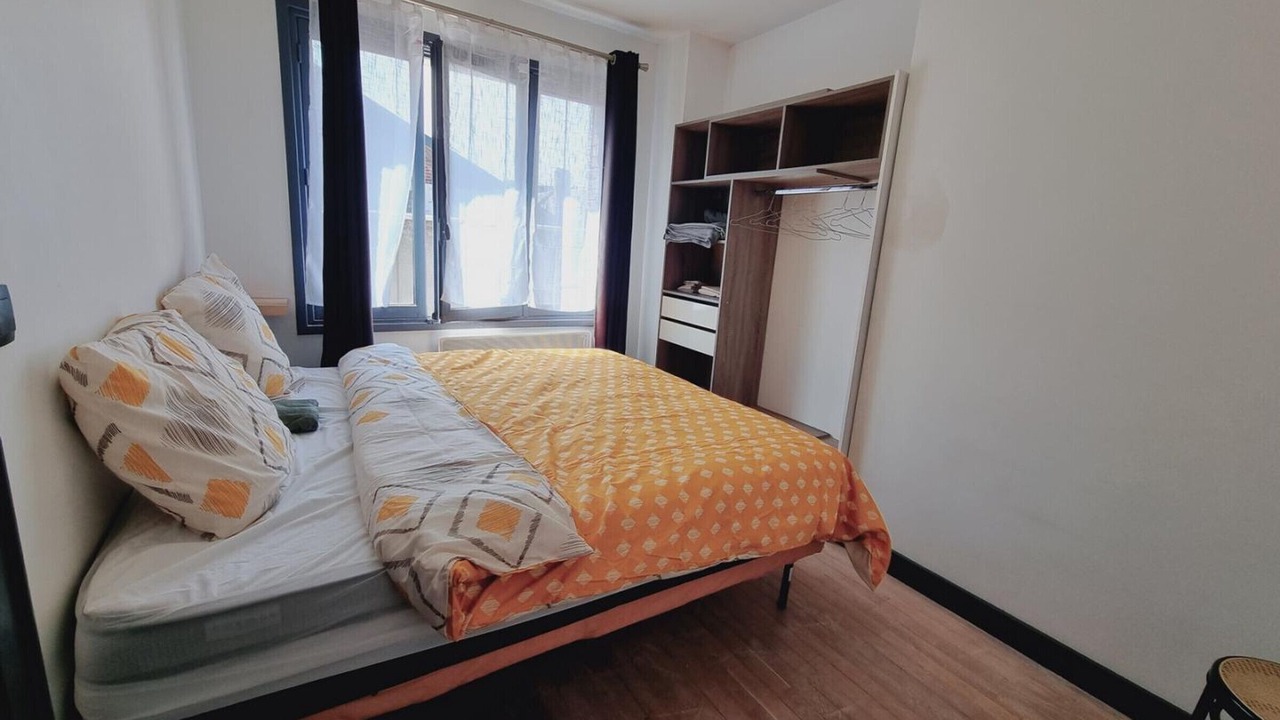 Photo of Bedroom in Valenciennes