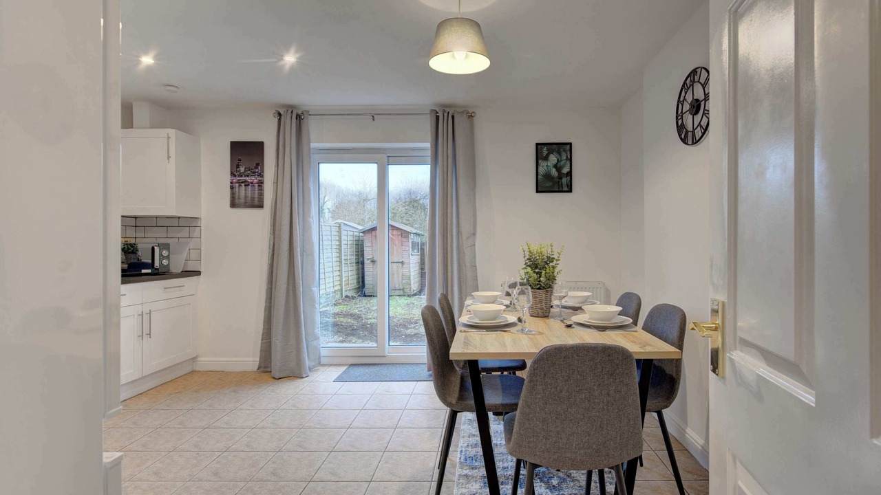 Photo of Others in Whitestake