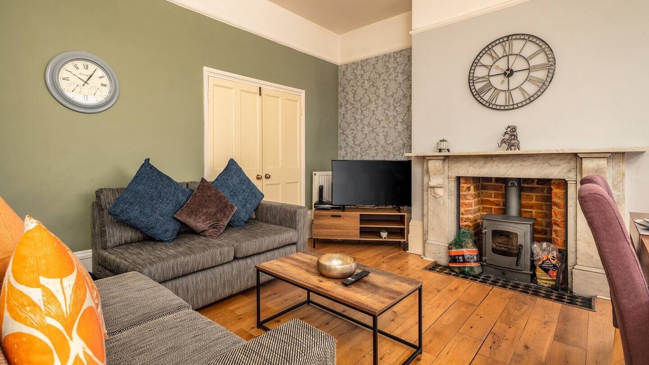 Photo of Livingroom in Bedford