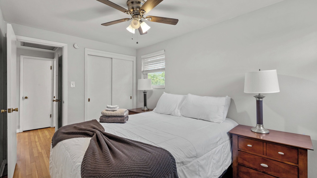 Photo of Bedroom in Pittsburgh