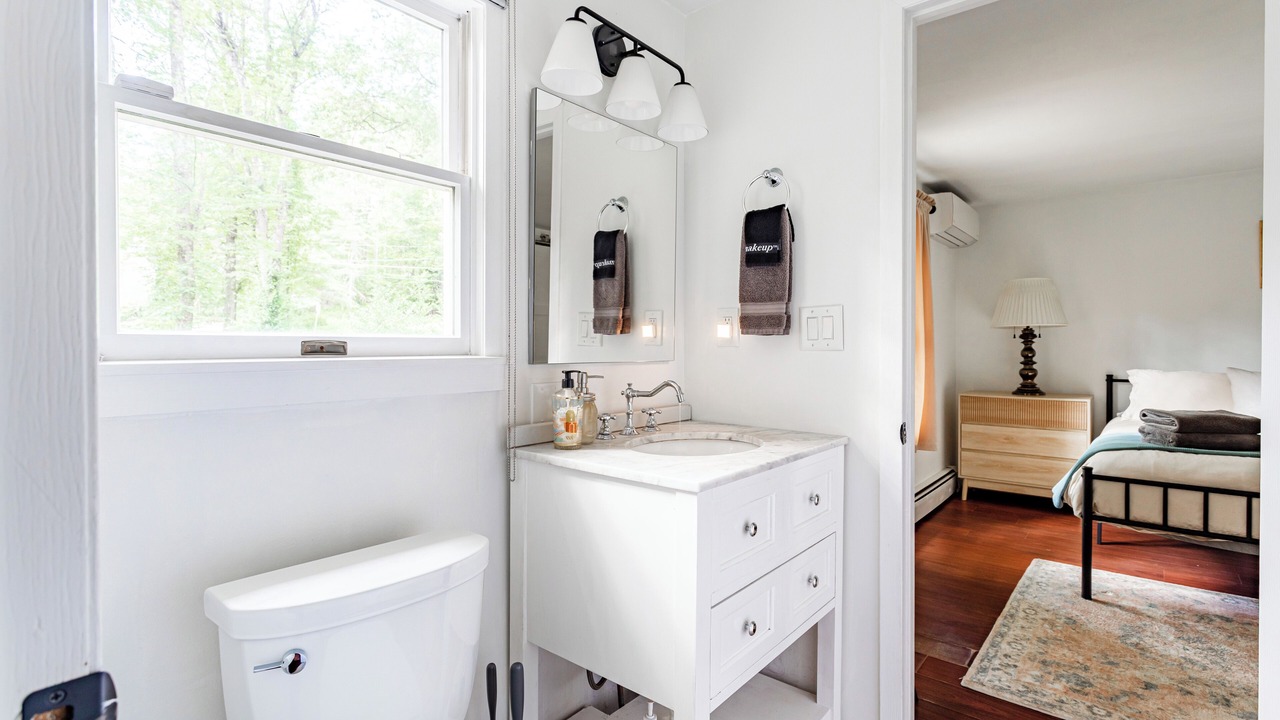 Photo of Bathroom in Cuddebackville