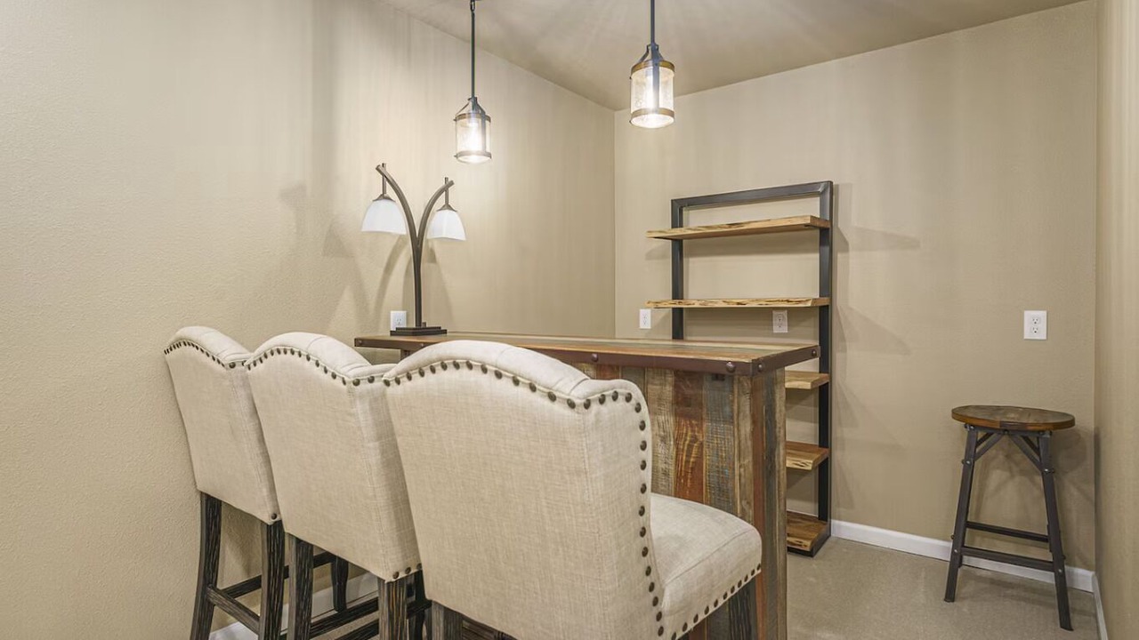 Photo of Others in Carpenter