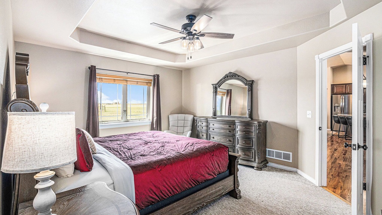 Photo of Bedroom in Carpenter