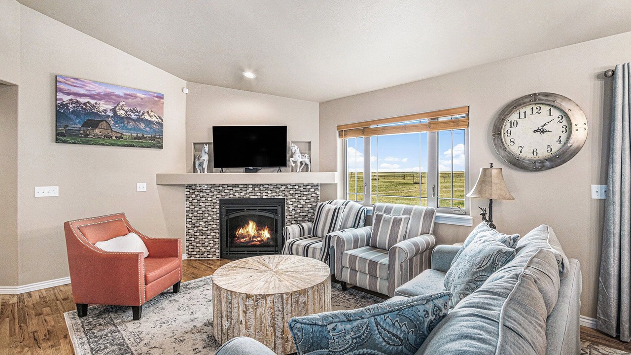 Photo of Livingroom in Carpenter