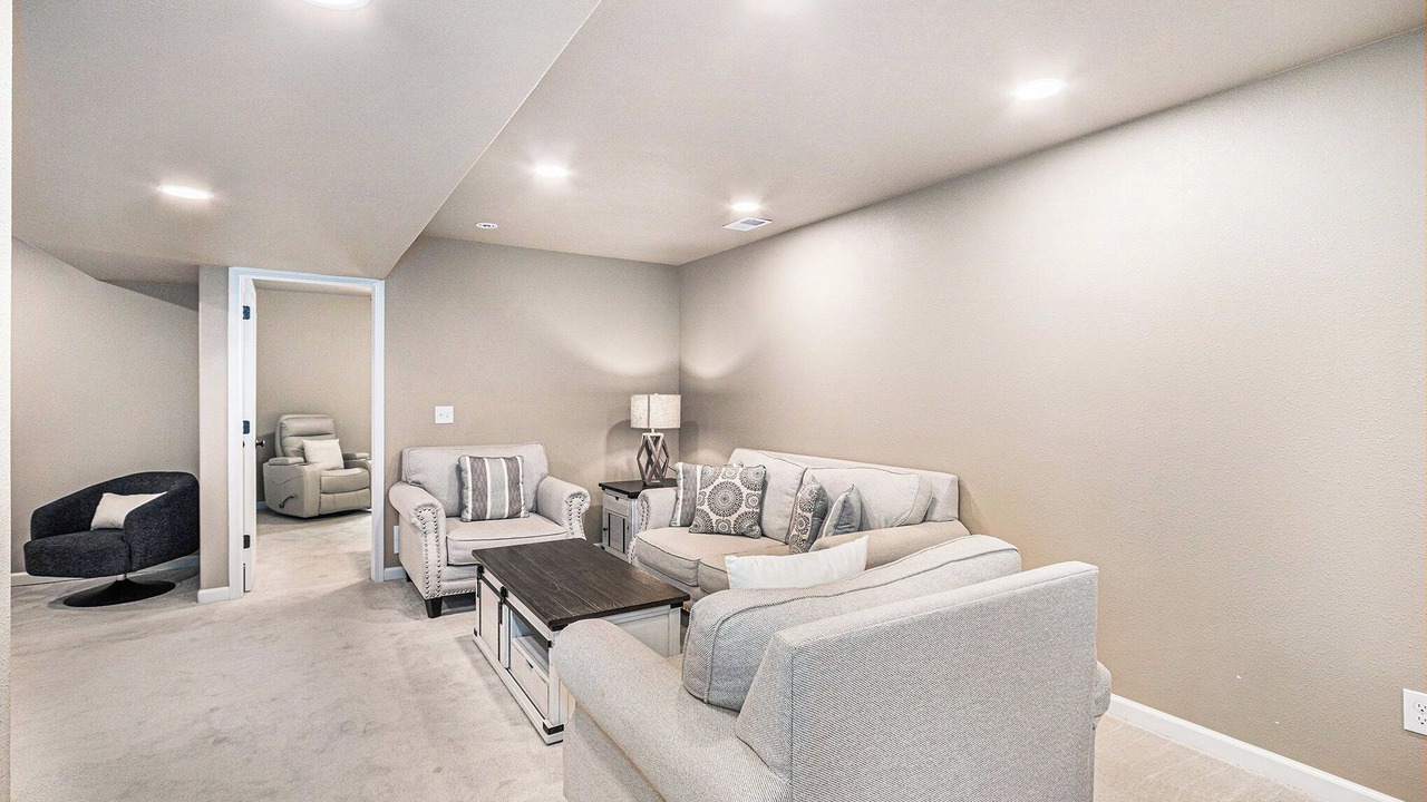 Photo of Bedroom in Carpenter