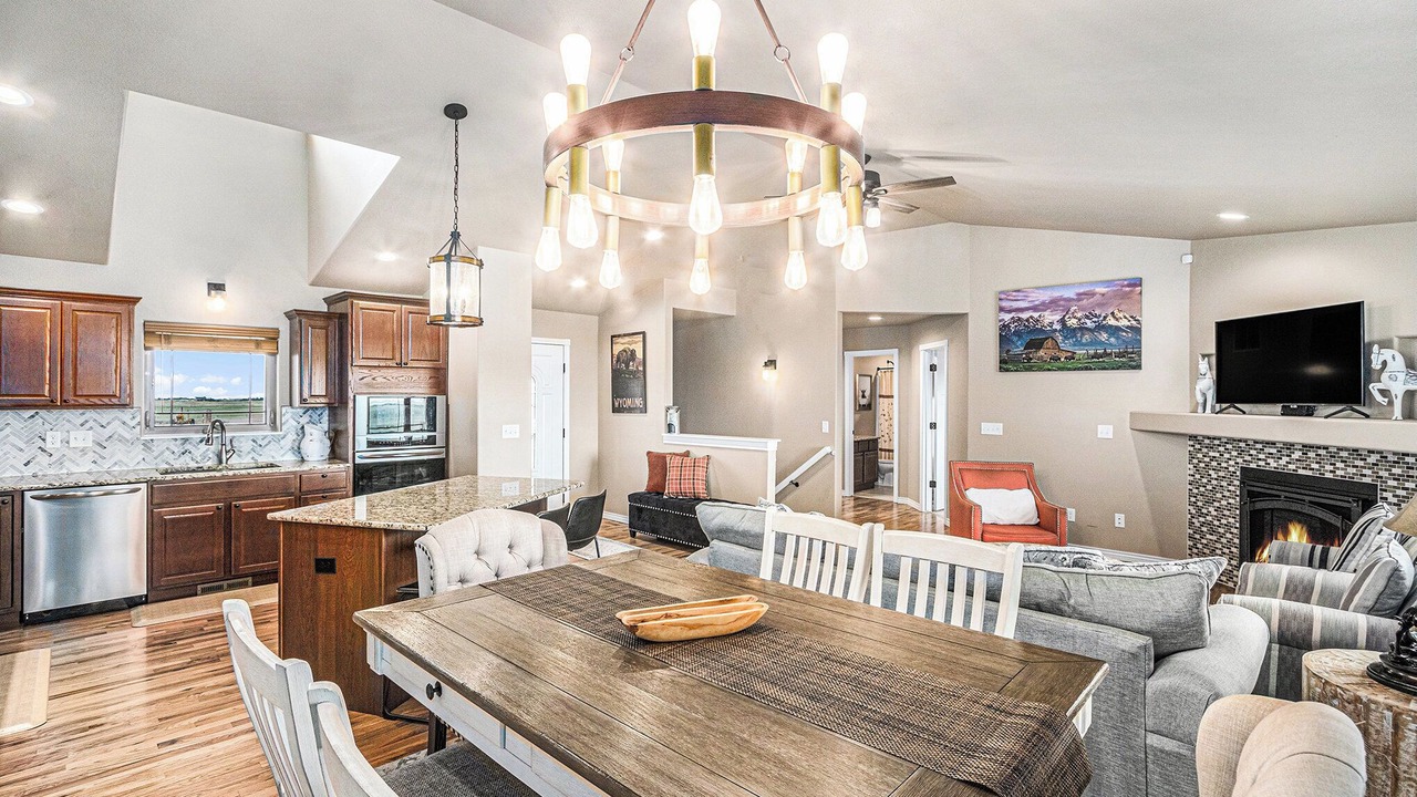 Photo of Others in Carpenter