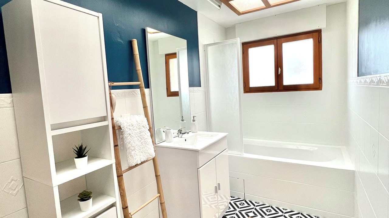 Photo of Bathroom in Grand-Fort-Philippe