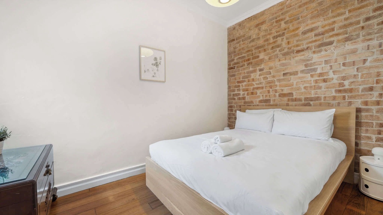 Photo of Others in Annandale