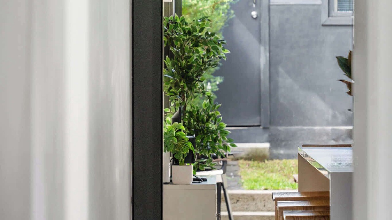 Photo of Others in Annandale