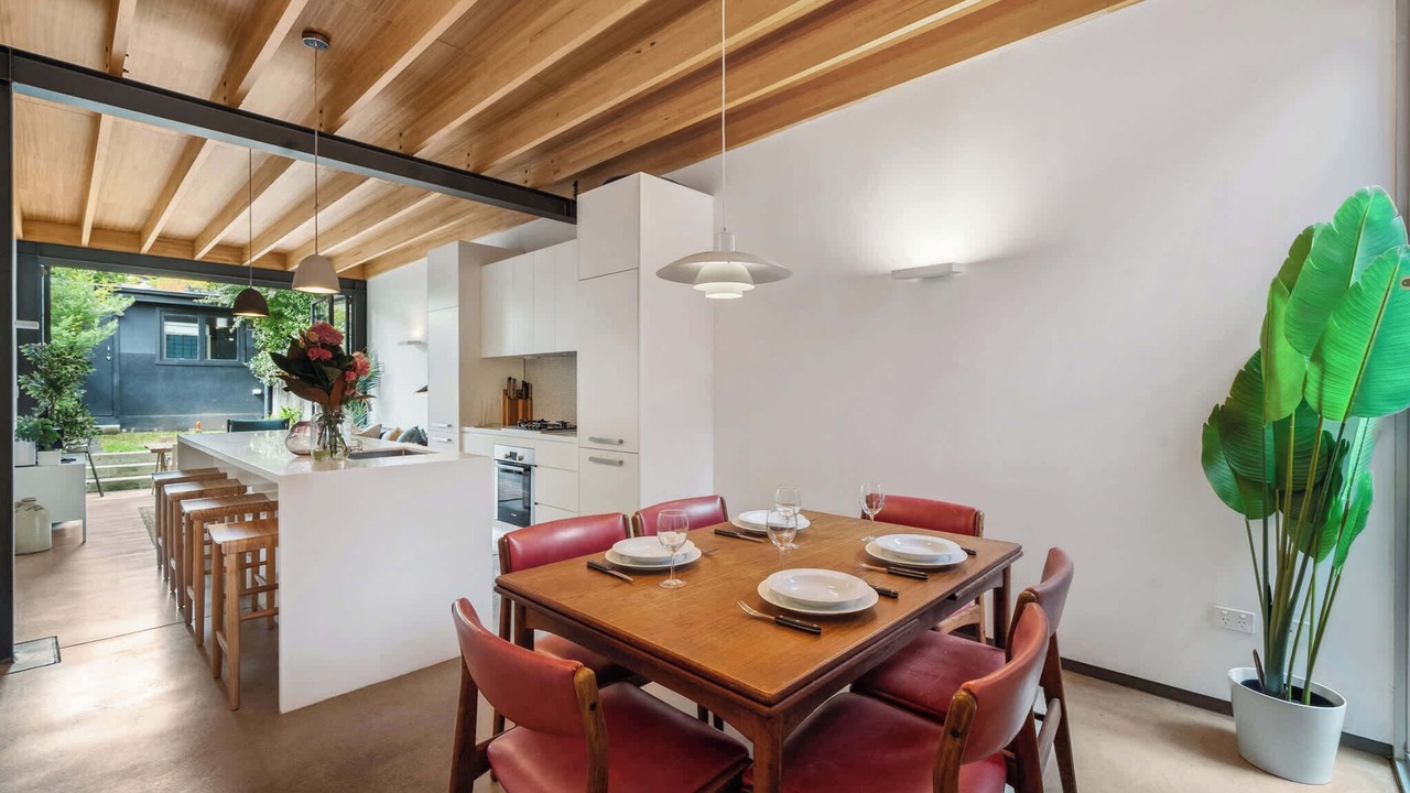 Photo of Others in Annandale