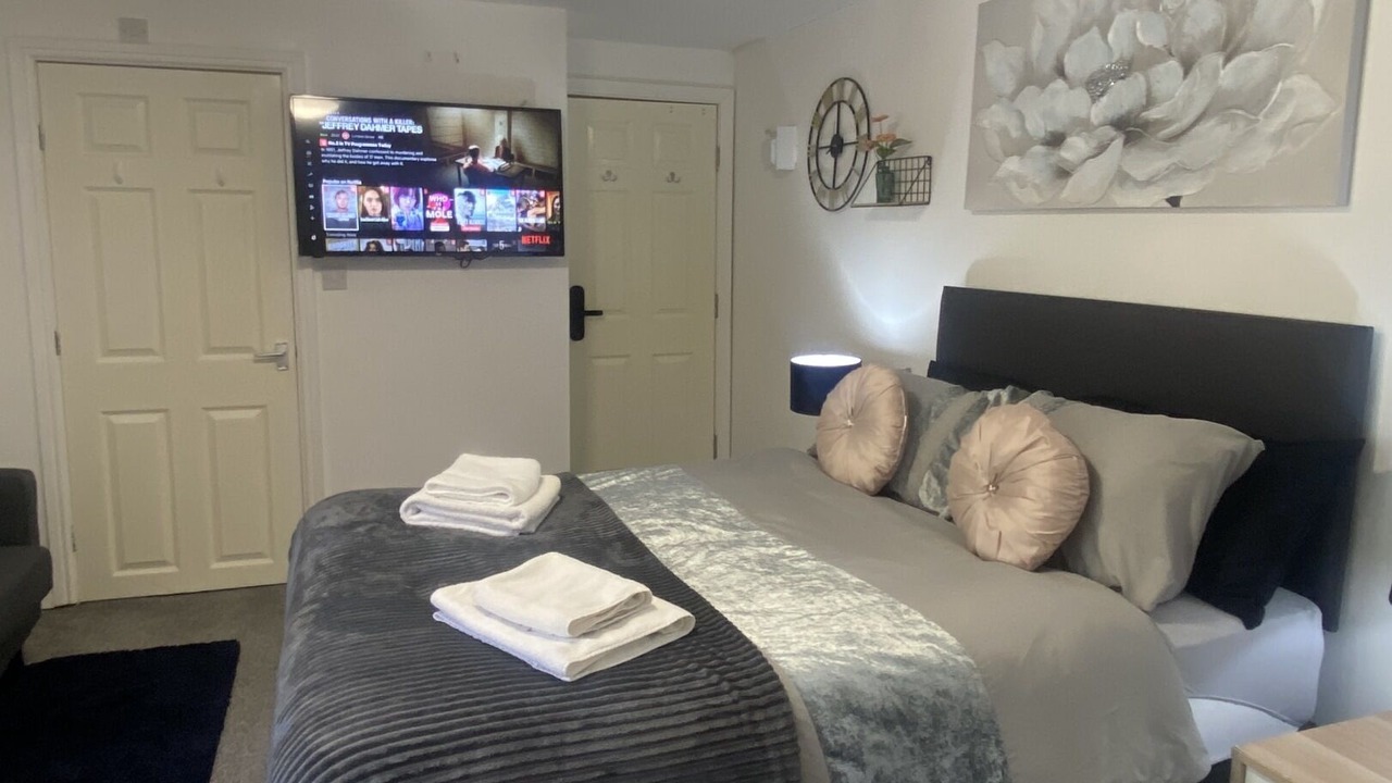 Photo of Others in Huddersfield