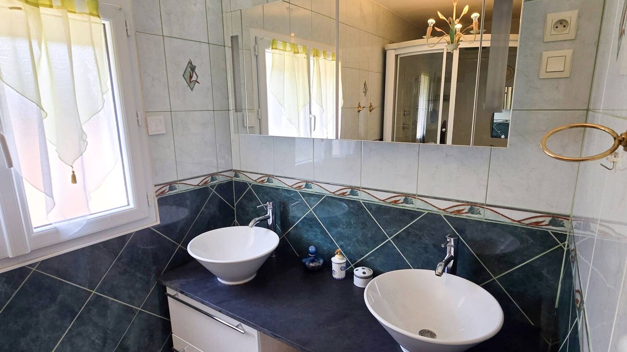 Photo of Bathroom in Volonne