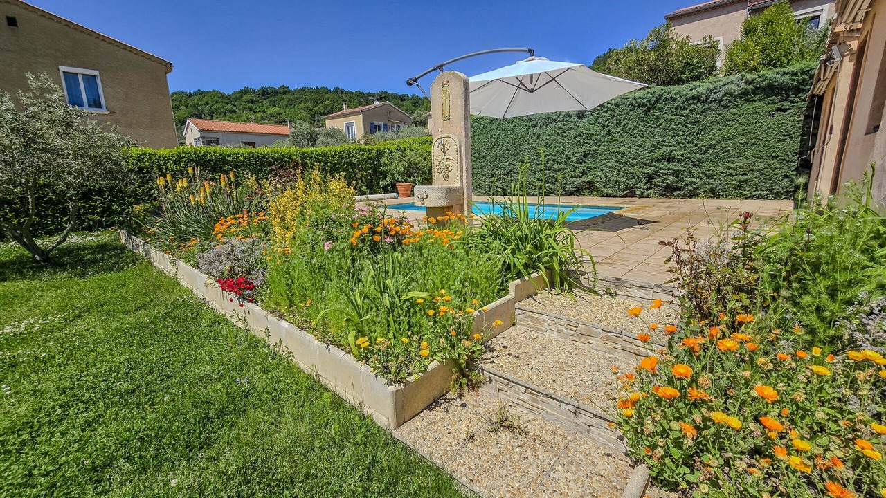 Photo of Outdoor in Volonne