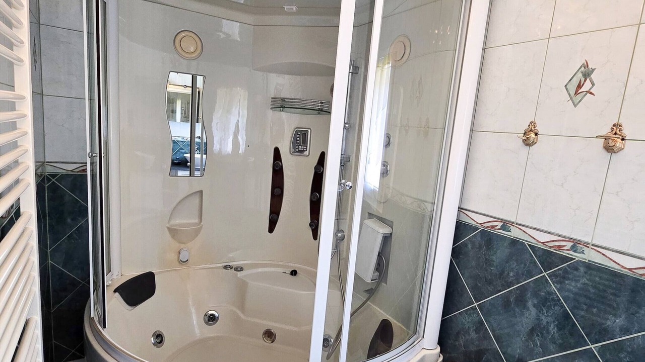 Photo of Bathroom in Volonne