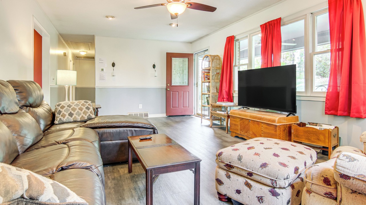 Photo of Bedroom in Pisgah Forest