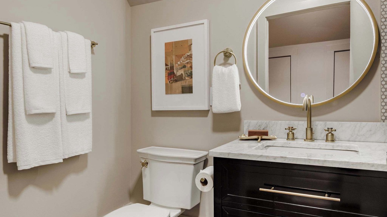 Photo of Bathroom in Touro