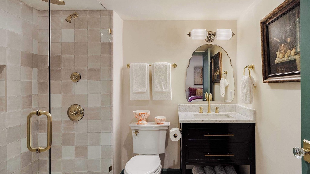 Photo of Bathroom in Touro
