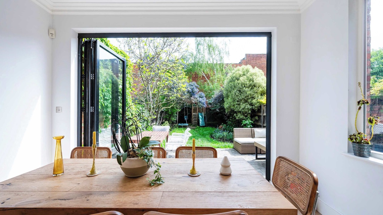 Photo of Others in Mapesbury