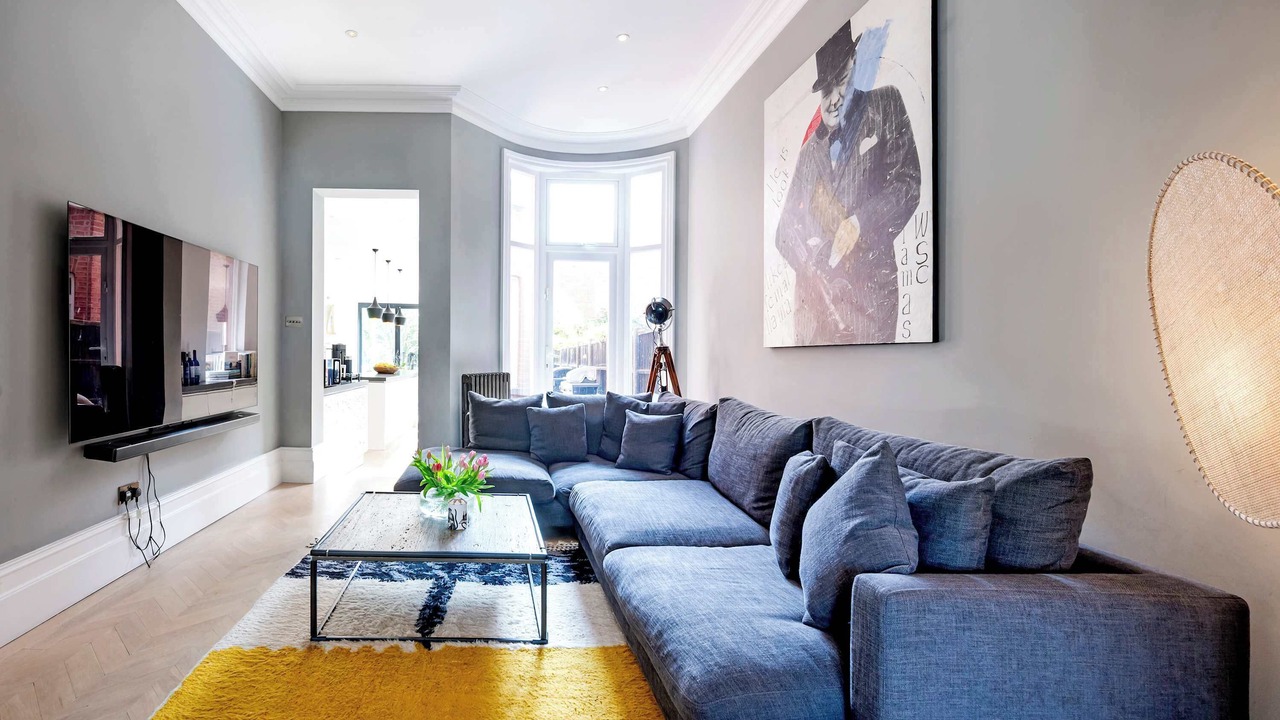 Photo of Livingroom in Mapesbury